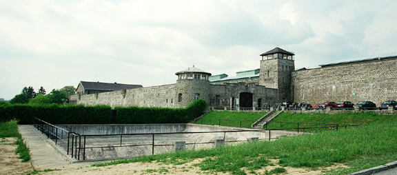 mauthausen.jpg